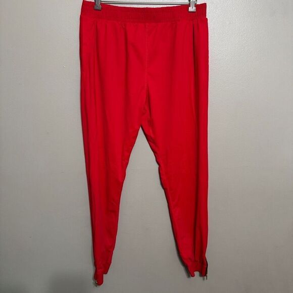 Zyia Red Everywhere Zipper Jogger size Large - Picture 3 of 8